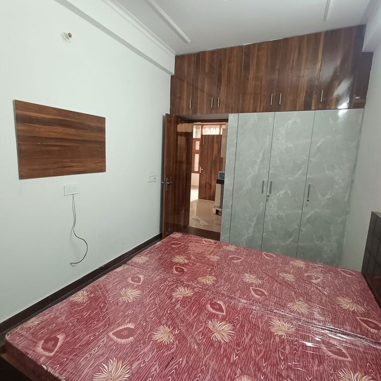 Bedroom, mall-fifty-one 2 Bedroom 250 Sq.Yd. Builder Floor In Indira Colony Gurgaon 9726441