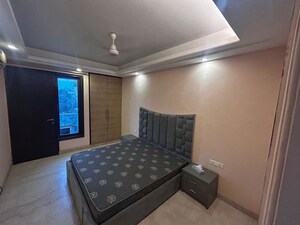 Bedroom in 3 BHK Builder Floor at Chittaranjan Park – for Rent