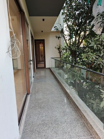 Balcony in 4 BHK Builder Floor at Defence Colony – for Rent
