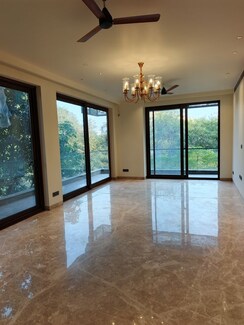4 BHK + Pooja Room,Servant Room Builder Floor For Rent in Defence Colony