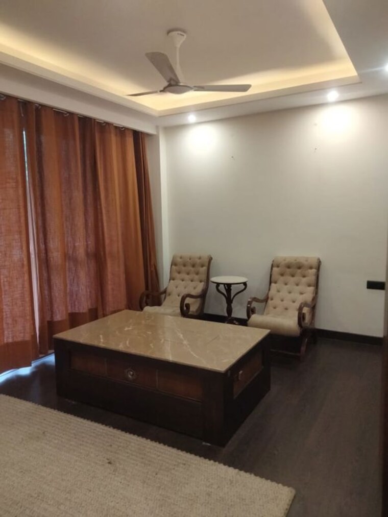 Living Room, greater kailash part 3 3 Bedroom 250 Sq.Yd. Builder Floor In Greater Kailash Part 3 Delhi 9726452