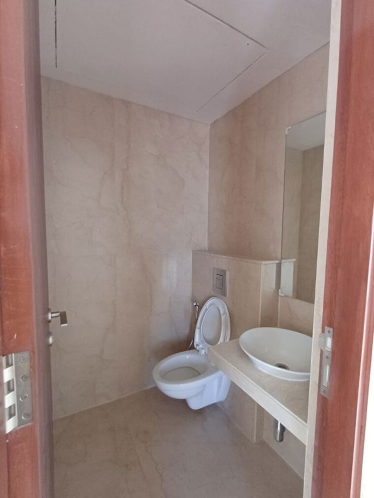 Bathroom, sheth-zuri 3 Bedroom 800 Sq.Ft. Apartment In Laxmi Nagar Thane 9726456