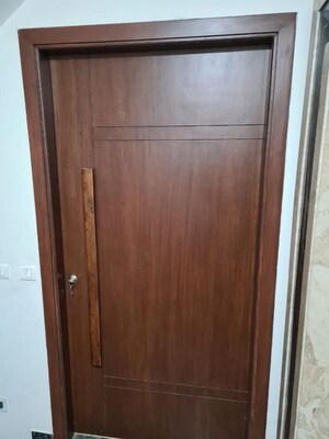 Furnished Amenities in 3 BHK Builder Floor at Greater Kailash I – for Rent