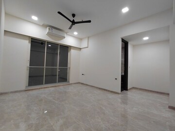 Room in 3 BHK Apartment at Ekta Tripolis Phase 2, Goregaon West – for Rent