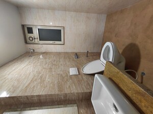 Furnished Amenities in 2 BHK Apartment at Ekta Tripolis, Goregaon West – for Rent