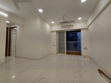 Room in 2 BHK Apartment at Ekta Tripolis, Goregaon West – for Rent