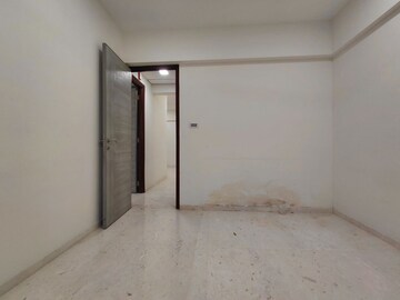 Room in 2 BHK Apartment at Ekta Tripolis, Goregaon West – for Rent