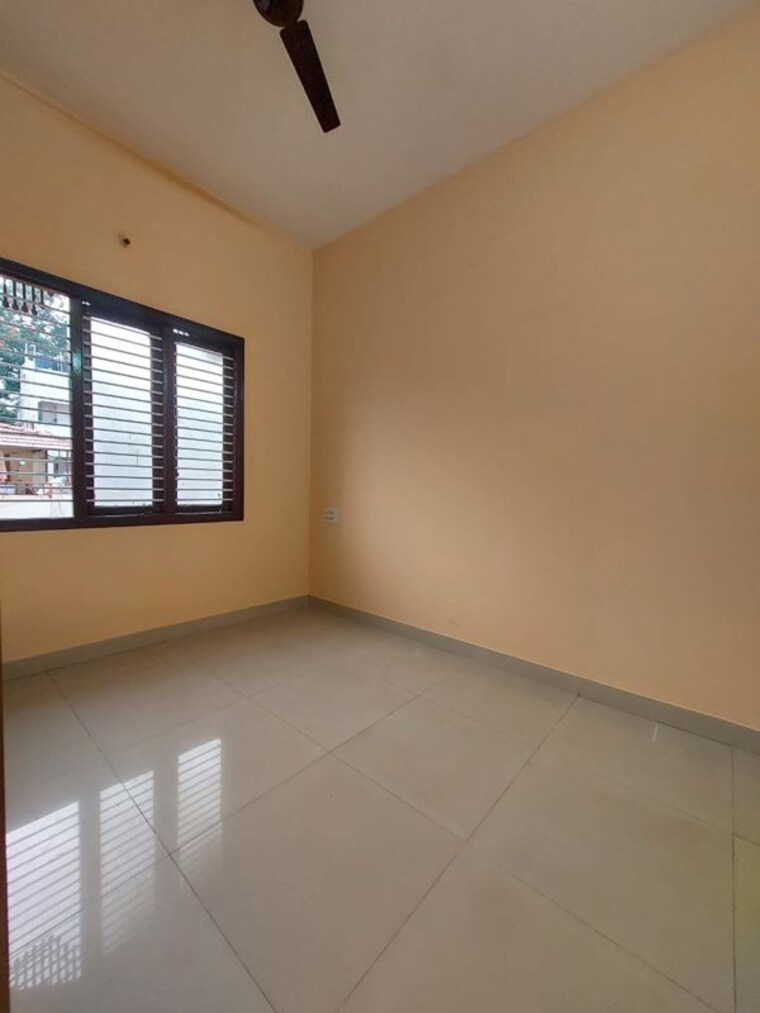 Room, btm layout stage 2 2 Bedroom 900 Sq.Ft. Independent House In Btm Layout Stage 2 Bangalore 9726486
