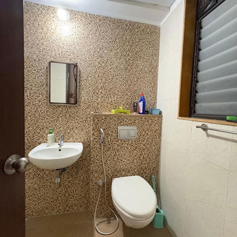 Bathroom, lodha-palava-downtown-dombivli-east 2 Bedroom 585 Sq.Ft. Apartment In Taloja Bypass Road Thane 9726493