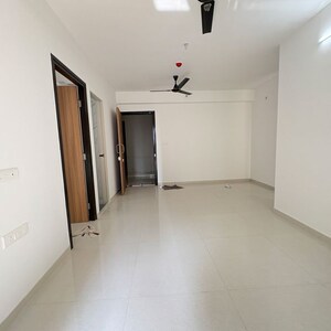 Room in 2.5 BHK Apartment at Lodha Codename Premier, Mangaon – for Rent