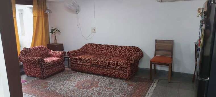 Common Area, green park extension 5 Bedroom 2500 Sq.Ft. Builder Floor In Green Park Extension Delhi 9726505