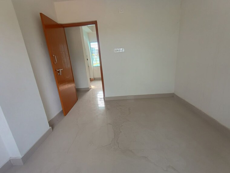 Room, madhyamgram 2 Bedroom 900 Sq.Ft. Apartment In Madhyamgram Kolkata 9726509