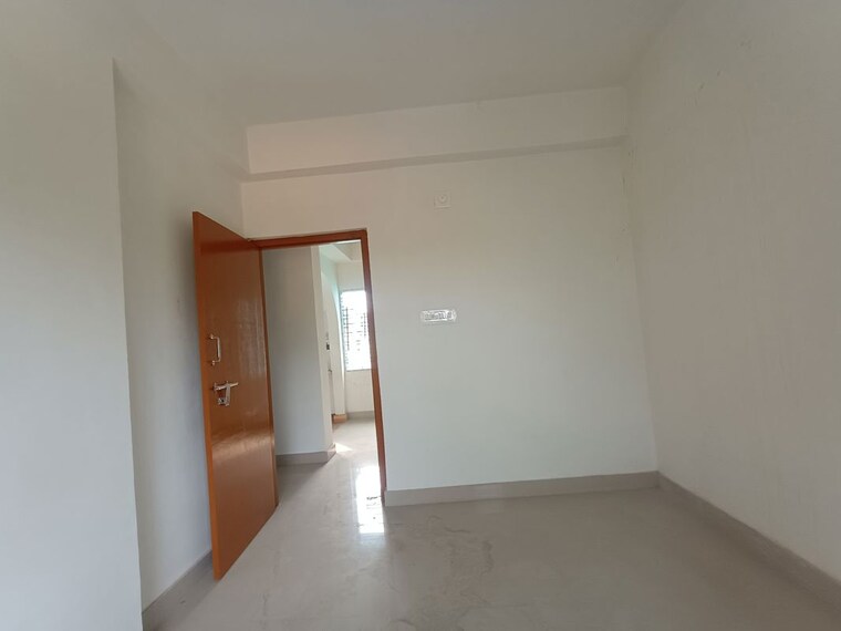 Room, barasat 2 Bedroom 900 Sq.Ft. Apartment In Barasat Kolkata 9726514