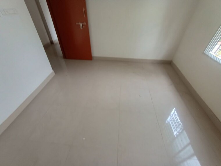Room, barasat 2 Bedroom 900 Sq.Ft. Apartment In Barasat Kolkata 9726514