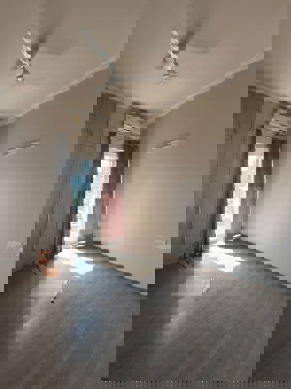 3 BHK + Servant Room Apartment For Rent in Central Park Flower Valley Aqua Front Towers