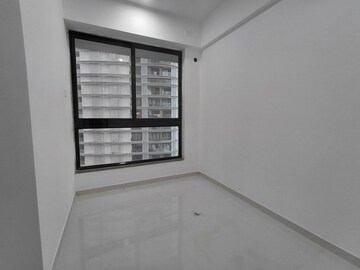 Room in  Apartment at Sunteck City Avenue 1, Goregaon West – for Rent