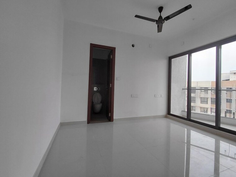 Room, sunteck-city-avenue-1  773 Sq.Ft. Apartment In Goregaon West Mumbai 9726524