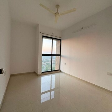 Room in 2 BHK Apartment at Lodha Palava Downtown Dombivli East, Taloja Bypass Road – for Rent