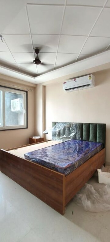 1 BHK Builder Floor For Rent in Unitech Infospace, Sector 21