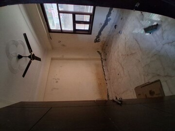 Room in 1 BHK Apartment at Mehrauli – for Sale