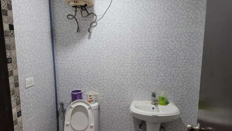 Bathroom, sushant golf city 2 Bedroom 1250 Sq.Ft. Apartment In Sushant Golf City Lucknow 9726571