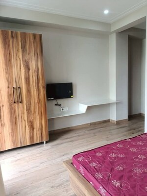 Bedroom in 1 BHK Builder Floor at The Estate Floors, Sector 43 – for Rent