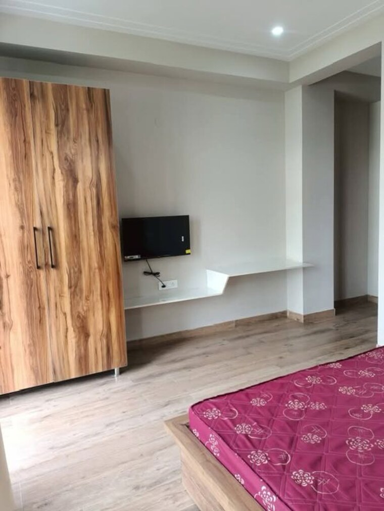 Bedroom, the-estate-floors 1 Bedroom 850 Sq.Ft. Builder Floor In Sector 43 Gurgaon 9726605