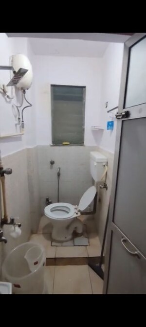 Master Bedroom in 1 RK Apartment at Vakola – for Rent