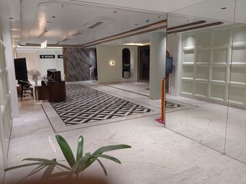 Parking in 4 BHK Apartment at Bandra East – for Rent