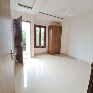 Room in 2 BHK Villa at Gomti Nagar – for Rent
