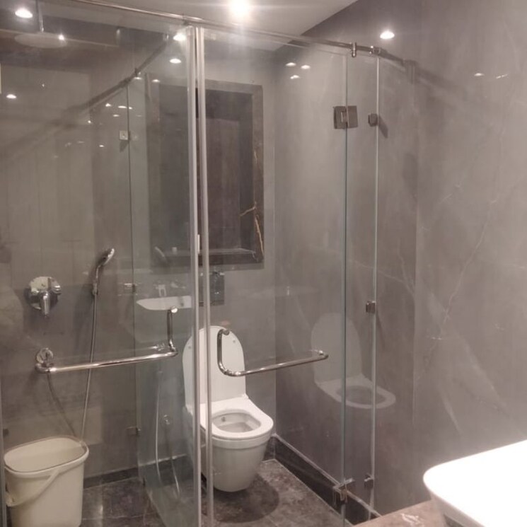 Bathroom, greater kailash 3 Bedroom 2000 Sq.Ft. Builder Floor In Greater Kailash Delhi 9726642