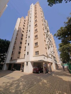 2 BHK Apartment For Rent in Raheja Vistas Phase 3