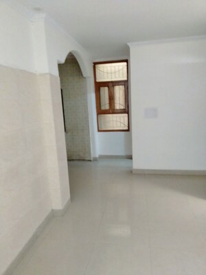 2 BHK Apartment For Rent in Gardenia Glamour, Vasundhara Sector 3