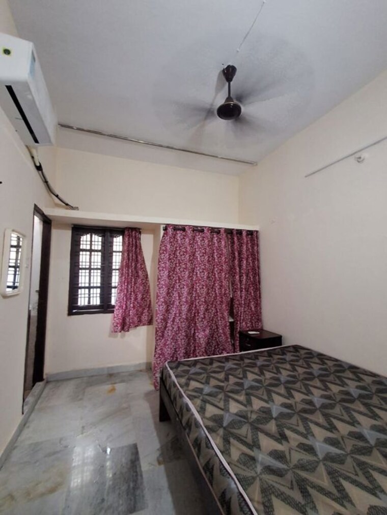 Bedroom, kondapur 2 Bedroom 1100 Sq.Ft. Apartment In Kondapur Hyderabad 9726662