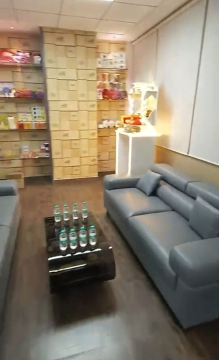 Living Room, arha-omega-business-park Commercial Office Space 900 Sq.Ft. In Wagle Industrial Estate Thane 9726665