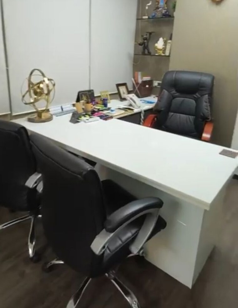 Team Area, arha-omega-business-park Commercial Office Space 900 Sq.Ft. In Wagle Industrial Estate Thane 9726665