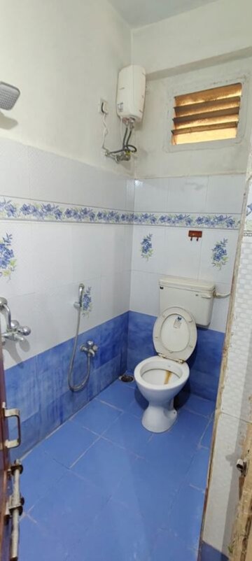 Bathroom in 3 BHK Apartment at Kondapur – for Rent