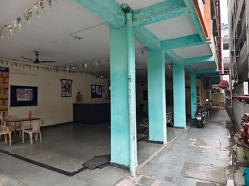 Building Lobby in  Showroom at Benz Circle – for Rent