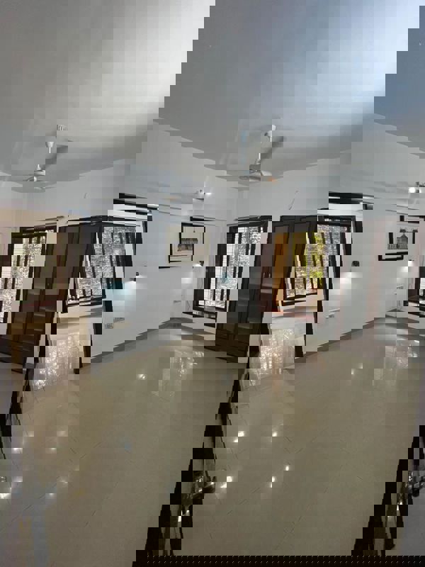 3 BHK Apartment For Rent in Juhu Jvpd Gulmohar Road N