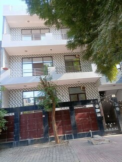 4 BHK + Pooja Room Independent House For Sale in Rajendra Nagar Sector 5