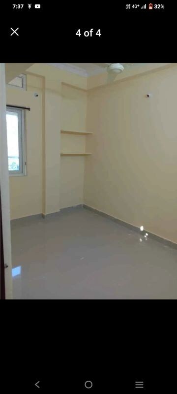 Room in 1 BHK Builder Floor at Somajiguda – for Rent