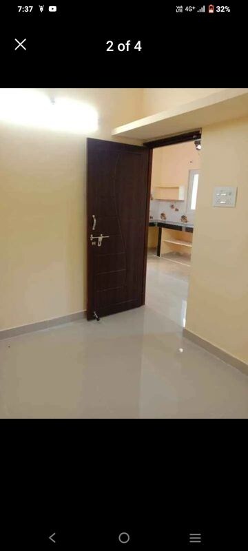 Room in 1 BHK Builder Floor at Somajiguda – for Rent
