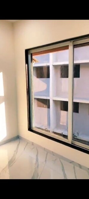 Furnished Amenities in 2 BHK Apartment at Vakola – for Rent