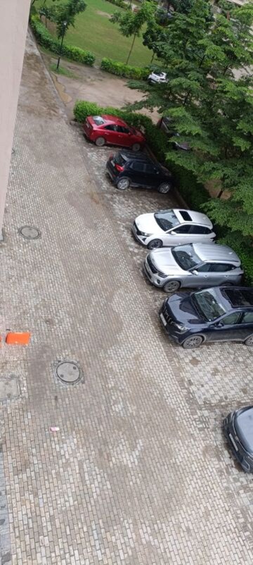 Parking in 2 BHK Apartment at Shree Vardhman Green Court, Sector 90 – for Rent