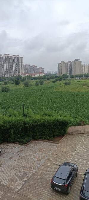 Master Bedroom in 2 BHK Apartment at Shree Vardhman Green Court, Sector 90 – for Rent