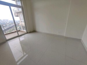 Room in 2 BHK Apartment at Shree Vardhman Green Court, Sector 90 – for Rent