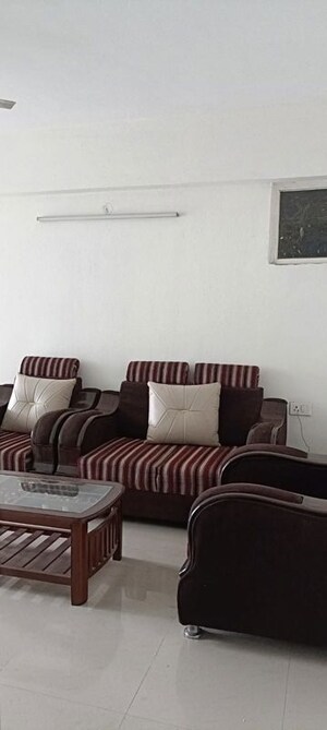 Living Room in 2 BHK Apartment at Shree Vardhman Green Court, Sector 90 – for Rent