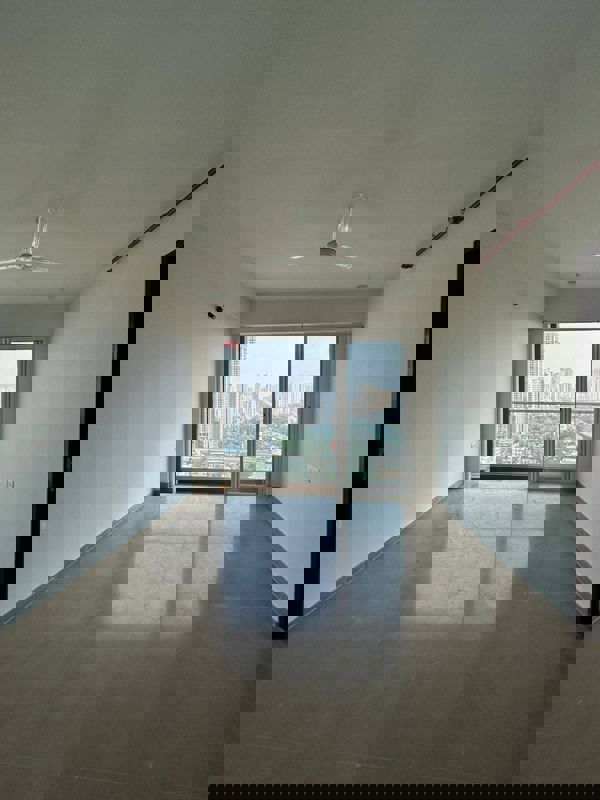 1 BHK Apartment For Rent in Embassy One Thane