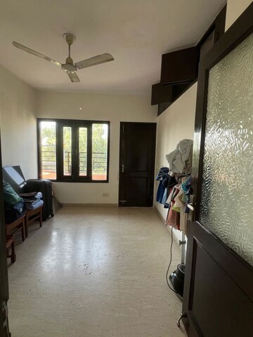 Room in 3 BHK Builder Floor at Kalkaji – for Rent