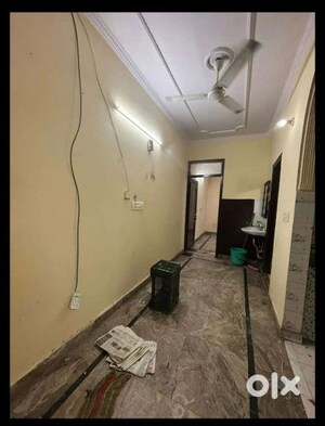 Bathroom in 2.5 BHK Builder Floor at Ramesh Nagar – for Rent